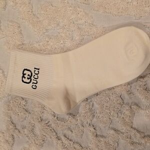 Cream Logo Socks Unisex